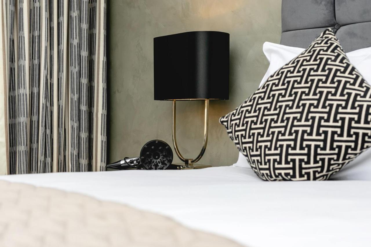 Penthousestays Nr Notting Hill - Luxury 2 Bedroom King Bed Apartment - Near Portobello Road London Ngoại thất bức ảnh